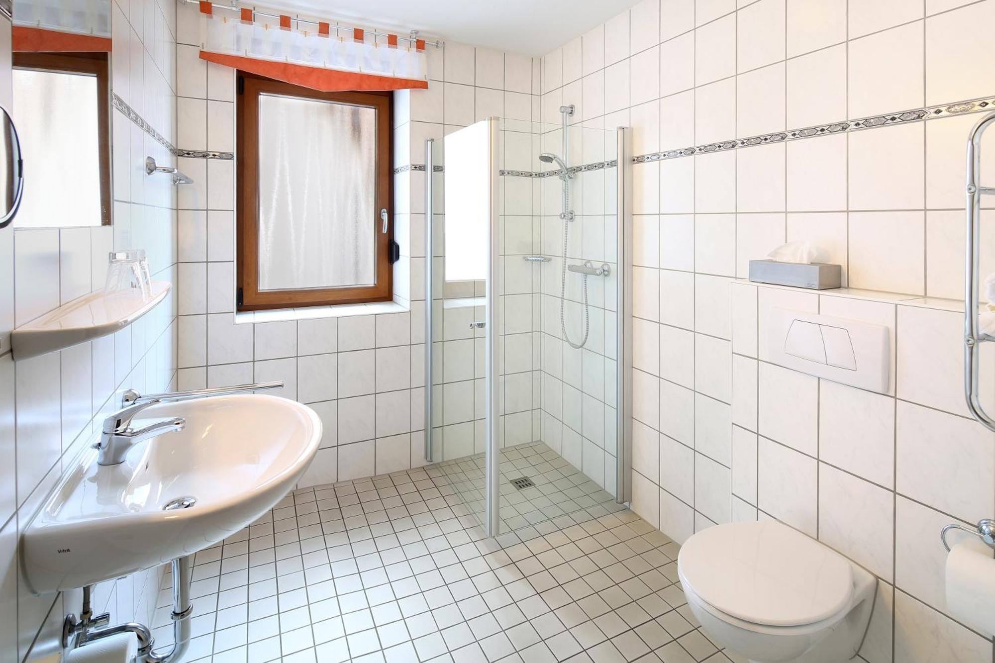 Landgasthof Kaiser Bad Wünnenberg Pokoj fotografie